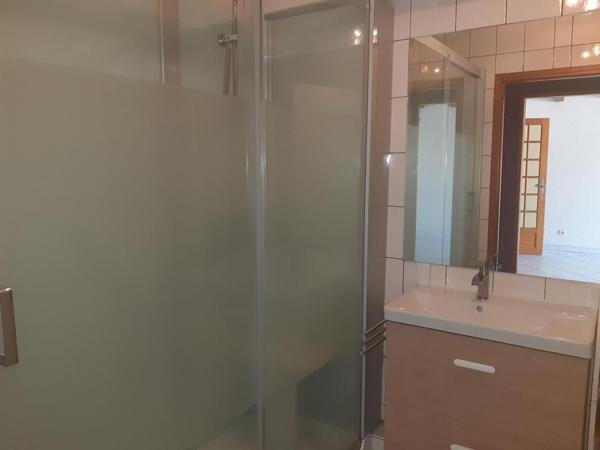 Location Appartement 68.9 m² - Saint-dié-des-vosges 88100