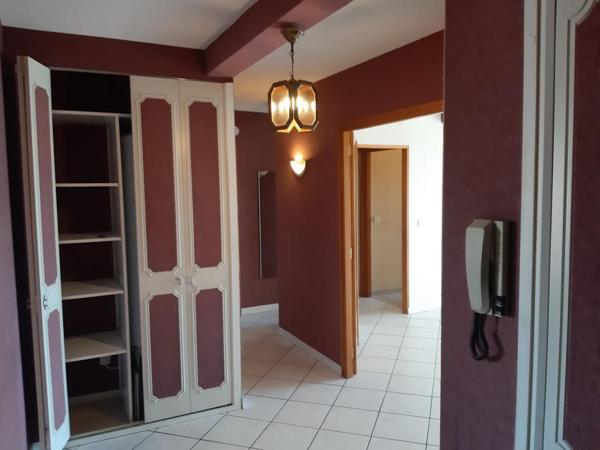 Location Appartement 68.9 m² - Saint-dié-des-vosges 88100