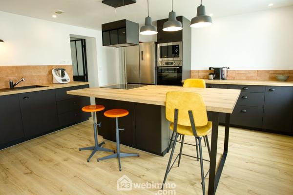 Maison 239 m² à Nieul-sur-Mer 17137