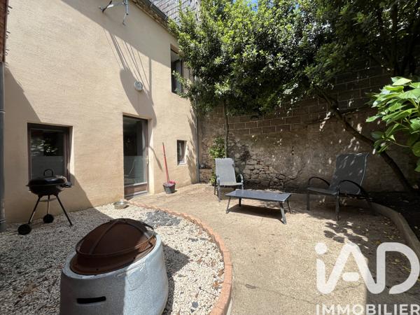 Maison à vendre 5 pièces 97 m² Saint-Amand-sur-Sèvre