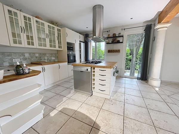 Achat maison Valréas - 6 pièce(s) - 159 m² - 399 000 €