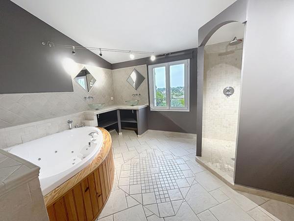 Achat maison Valréas - 6 pièce(s) - 159 m² - 399 000 €