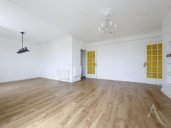Appartement Mantes La Ville 4 pièce(s) 68.80 m2, deux chambres, balcon; cave