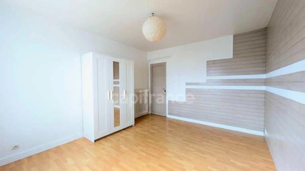 BREST (29) St Martin - Appartement - 80 m² avec balcon-terrasse - 3 chambres - Dernier étage