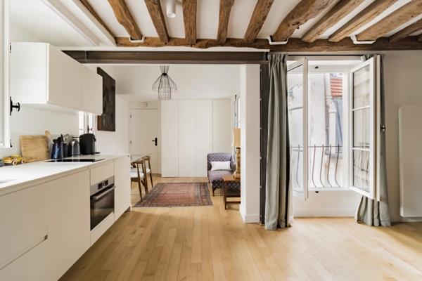 Appartement Paris 7 e - CARRÉ DES ANTIQUAIRES