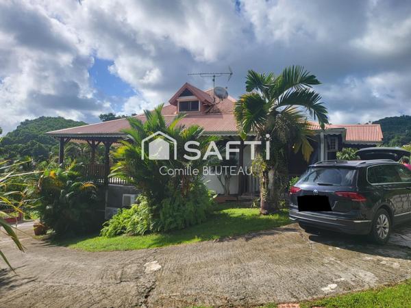Maison familiale avec T3 indépendant à Ducos