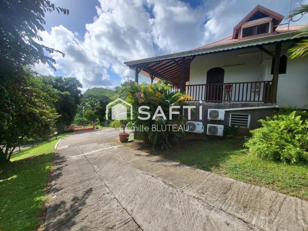 Maison familiale avec T3 indépendant à Ducos
