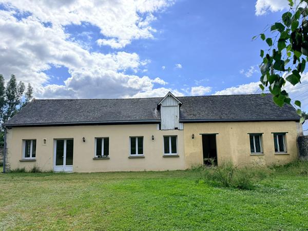 Demeure ancienne avec volumes exceptionnels et dépendance - Secteur Saumur