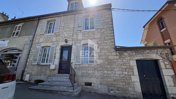 Maison de ville, Dole 5 pièce(s) 123 m2 Quartier AZAN avec terrain de 250 m²