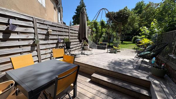 Maison de ville, Dole 5 pièce(s) 123 m2 Quartier AZAN avec terrain de 250 m²