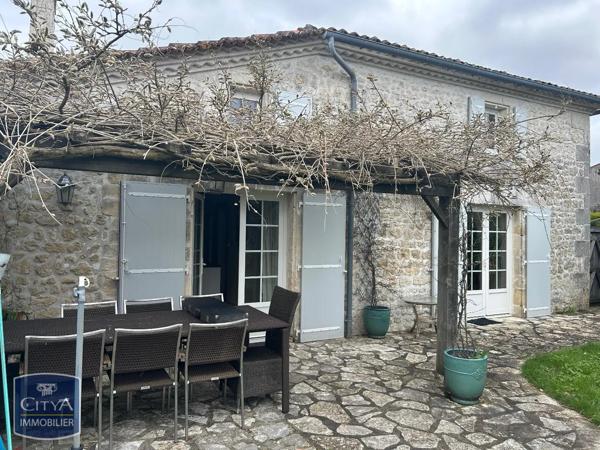 Maison à vendre 5 pièces 174m² Varzay (17460)