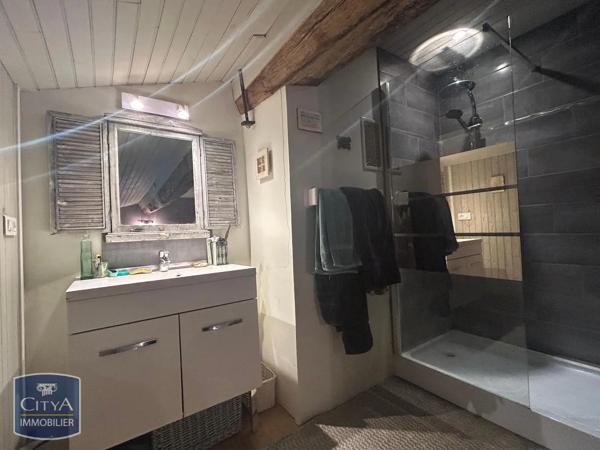 Maison à vendre 5 pièces 174m² Varzay (17460)