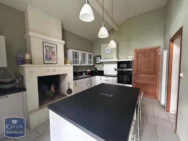Maison à vendre 5 pièces 174m² Varzay (17460)