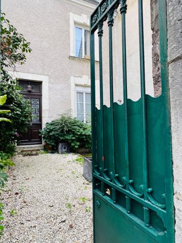 MAISON A VENDRE CENTRE VILLE ROMORANTIN