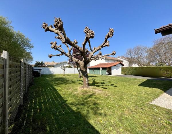 La Teste de Buch proche centre ! Maison 4P de 143 m2, double garage, parcelle de 1200 m2 !