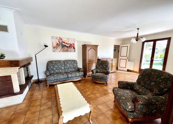 La Teste de Buch proche centre ! Maison 4P de 143 m2, double garage, parcelle de 1200 m2 !