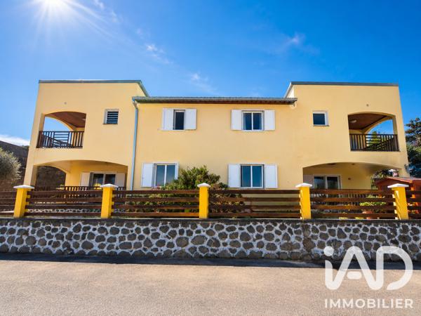 Maison à vendre 12 pièces 190 m² Les Trois-Bassins