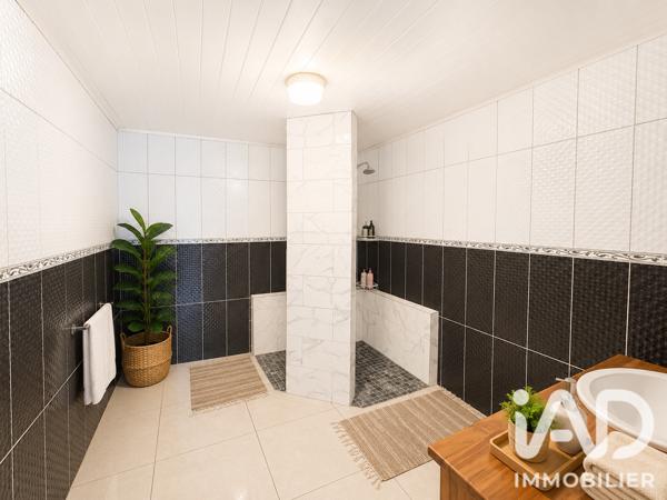 Maison à vendre 12 pièces 190 m² Les Trois-Bassins