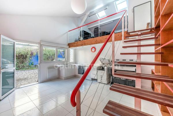 92700 – COLOMBES – MAISON FAMILIALE – 5 CHAMBRES - JARDINS – DOUBLE BOX – CLIMATISATION - LUMINEUX - CALME – SANS VIS-À-VIS - DÉPENDANCE – PROXIMITÉ COMMODITÉS - POTENTIEL LOCATIF