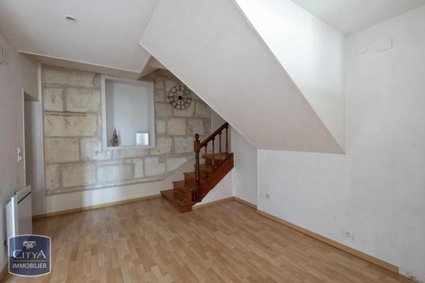 Appartement à vendre 3 pièces 67m² Saintes (17100)