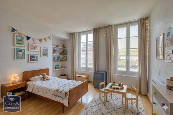 Appartement à vendre 3 pièces 67m² Saintes (17100)