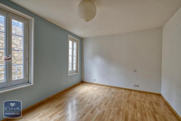 Appartement à vendre 3 pièces 67m² Saintes (17100)