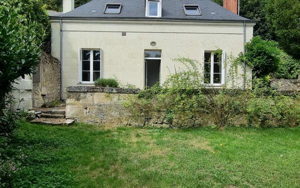 Maison à louer    3 pièces • 88 m2 Cinq-Mars-la-Pile