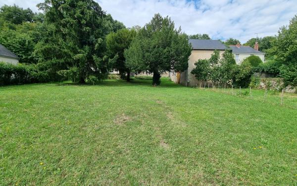 Maison à louer    3 pièces • 88 m2 Cinq-Mars-la-Pile