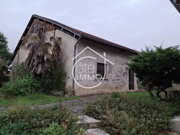 SAINT GERMAIN ET MONS : Belle propriété comprenant habitation principale, un séchoir à tabac, une grange et une longère