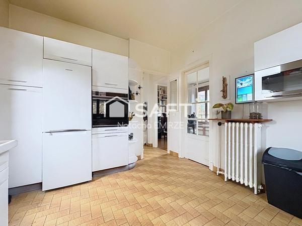 Jolie meulière à 15' à pied du RER Vésinet Centre