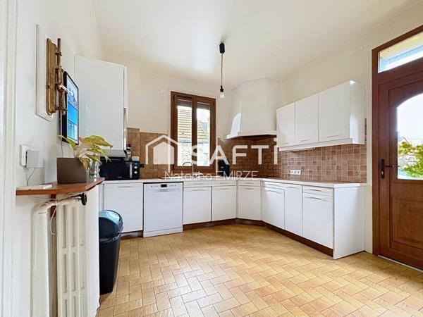 Jolie meulière à 15' à pied du RER Vésinet Centre