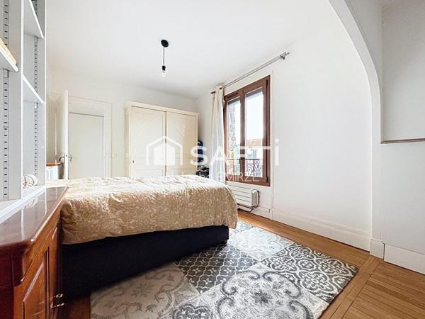 Jolie meulière à 15' à pied du RER Vésinet Centre