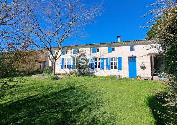 Superbe longère familiale de charme sur plus de 7000 m² de terrain arboré