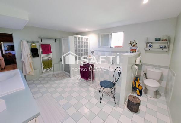 Superbe longère familiale de charme sur plus de 7000 m² de terrain arboré
