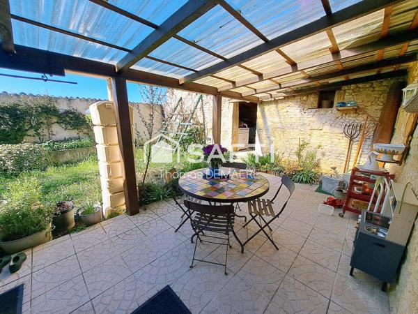 Superbe longère familiale de charme sur plus de 7000 m² de terrain arboré