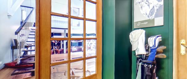 A vendre Propriété d'Exception sur le Commune de GOUVIEUX - 230m2 entièrement rénovée édifiée sur près de 9000m2 de jardin