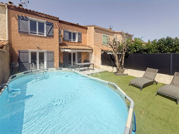 VITROLLES - LES PINCHINADES - Maison mitoyenne T4 de 108m2 sur une parcelle de 190m2 avec garage