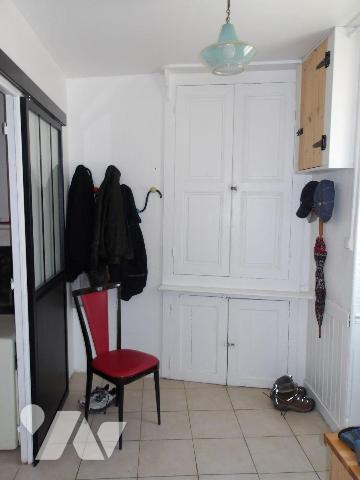 SOUMANS (23) CREUSE, A vendre maison de famille de 150 m² hab. avec dépendances en centre bourg...
