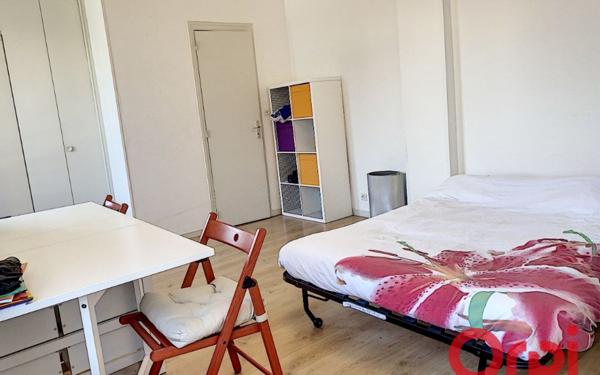 Appartement à louer    1 pièce • 24,19 m2 Châtenay-Malabry