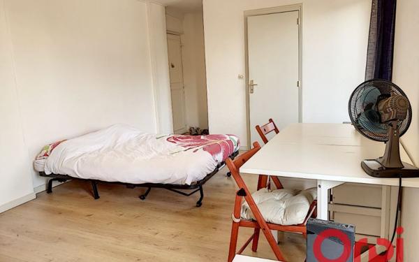 Appartement à louer    1 pièce • 24,19 m2 Châtenay-Malabry