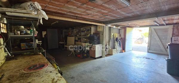 Maison d’Architecte avec grand jardin et sous sol complet- Mesnay / Arbois (39600)