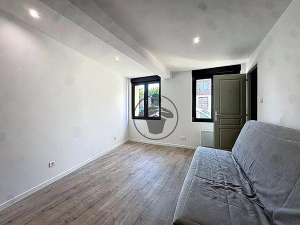 Vente                                                      Maison
                        
                     3 pièces                      99 m2                     à Harly