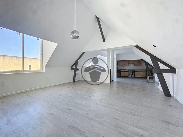 Vente                                                      Maison
                        
                     3 pièces                      99 m2                     à Harly