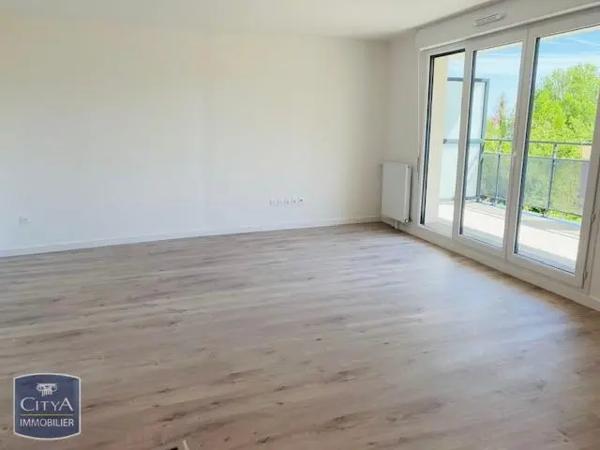 Appartement à louer 2 pièces 55.12m² Chennevières-sur-Marne (94430)