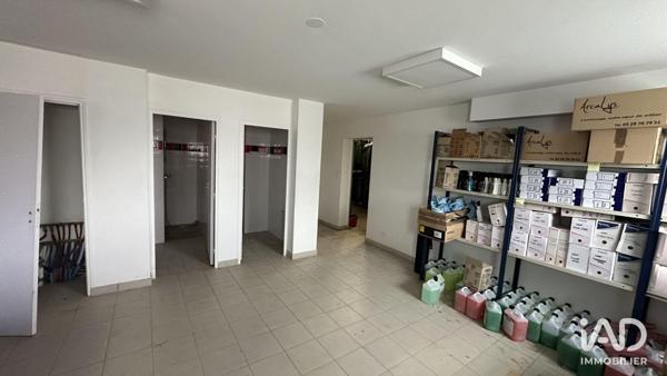 Boutique/Local commercial à vendre 1 900 m² Saint-Memmie