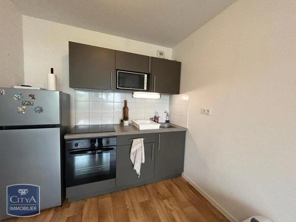 Appartement à louer 2 pièces 40.13m² Tours (37100)