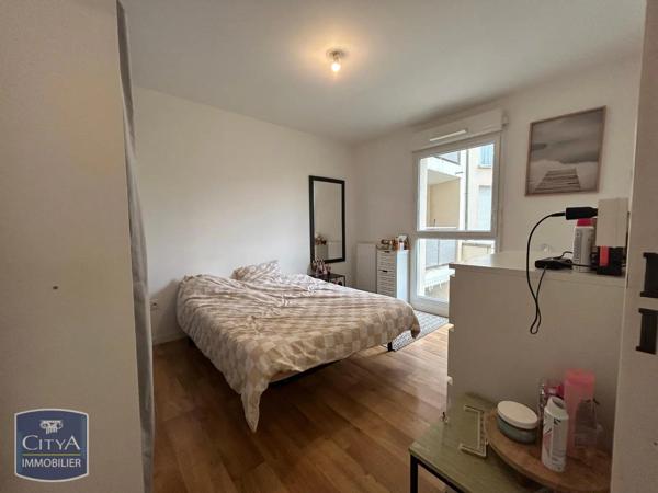 Appartement à louer 2 pièces 40.13m² Tours (37100)
