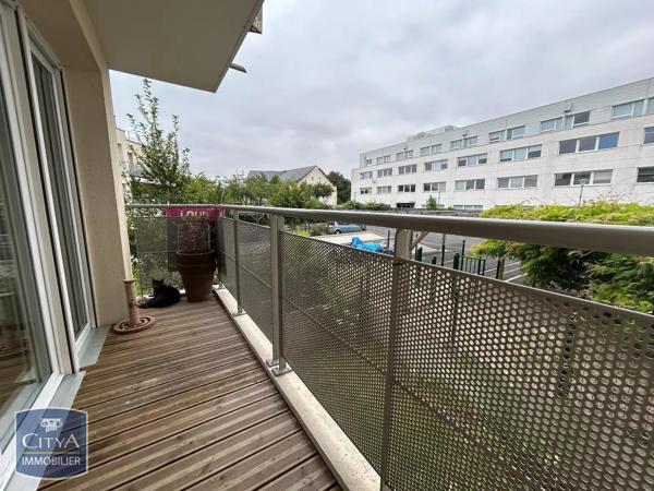 Appartement à louer 2 pièces 40.13m² Tours (37100)