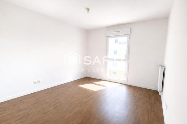 T3 récent, lumineux, balcon sud, 2 parkings + cave