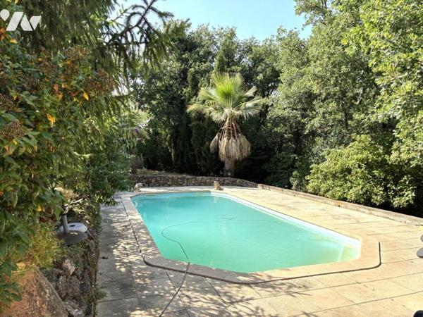 QUARTIER CALME VILLA T5 AVEC PISCINE ET GARAGE TERRAIN 3500M² SAINT-MAXIMIN